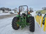 John Deere 5075M