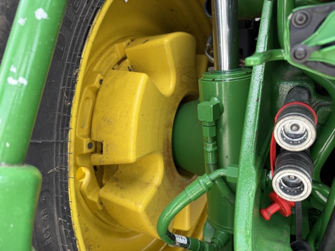 John Deere 8400R