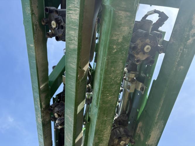 John Deere 412R