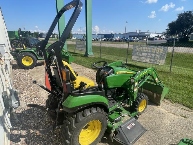 John Deere 2025R