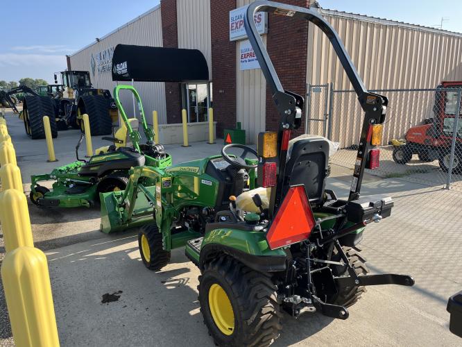 John Deere 1025R