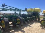 John Deere 1775NT