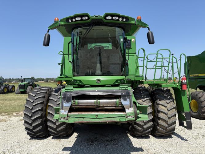 John Deere S680