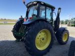 John Deere 6120M
