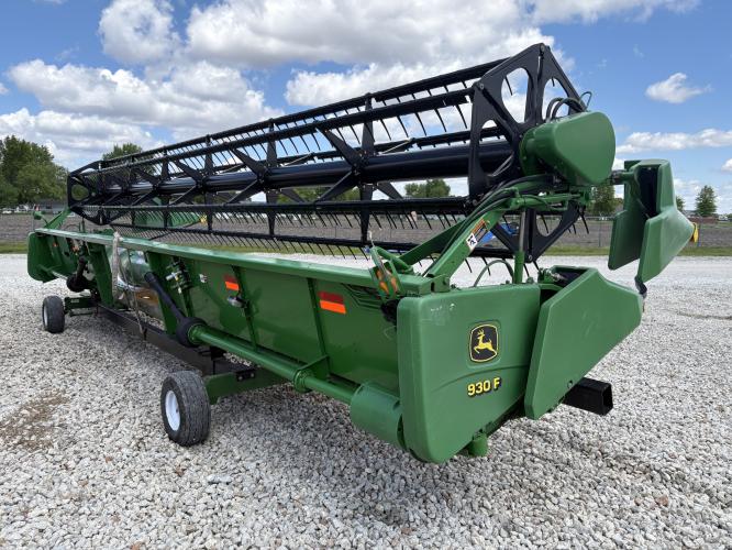 John Deere 930F
