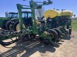 John Deere 1775NT