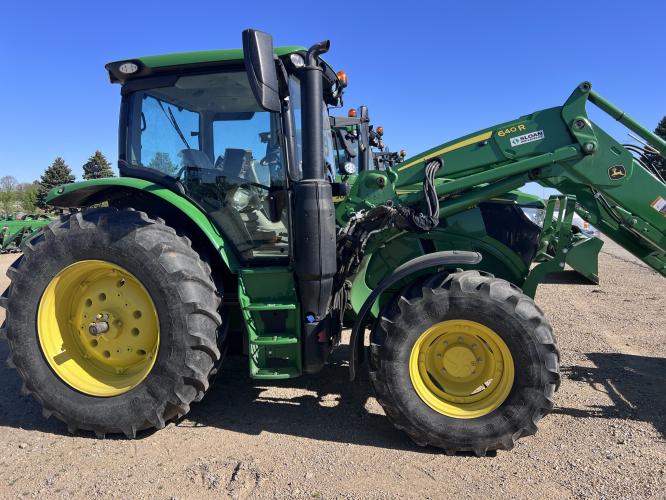 John Deere 6R 130