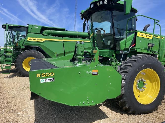 John Deere W235R
