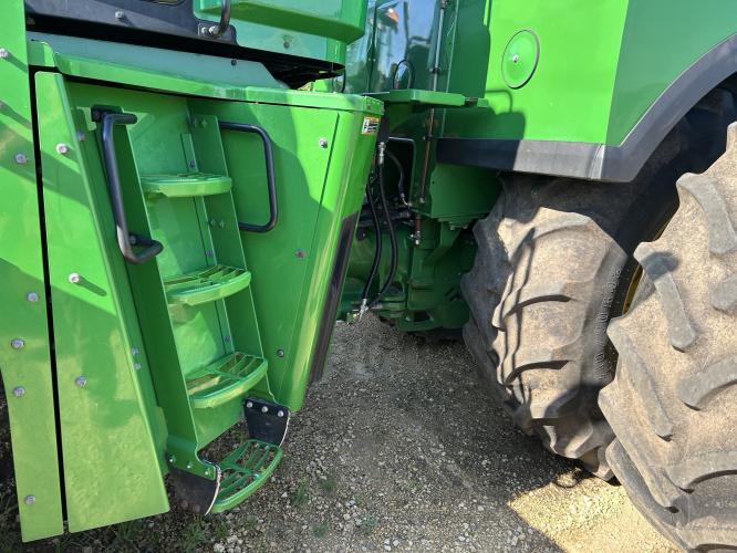 John Deere 9520R
