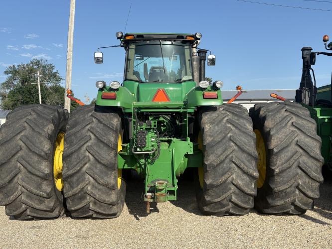 John Deere 9530