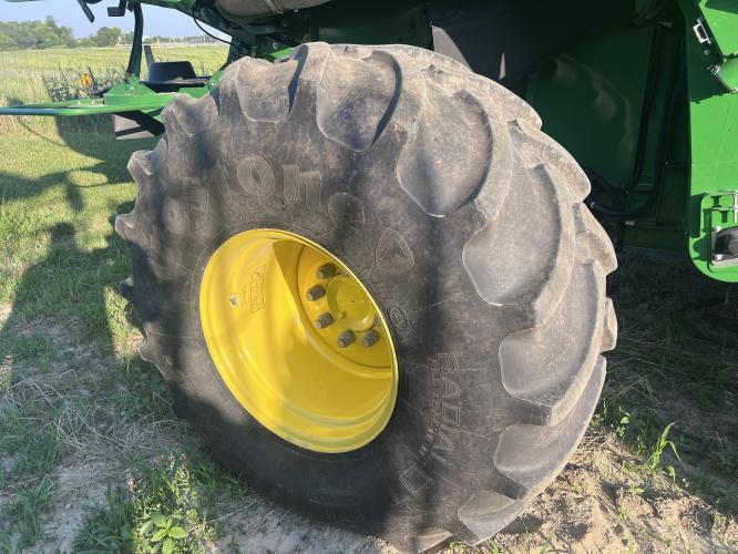 John Deere S780
