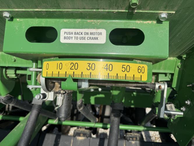 John Deere 1590