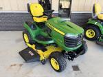 John Deere X758
