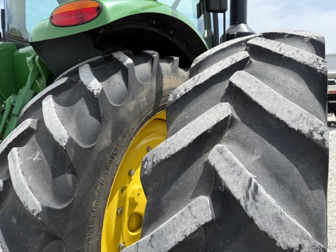 John Deere 8400R