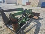 John Deere 148