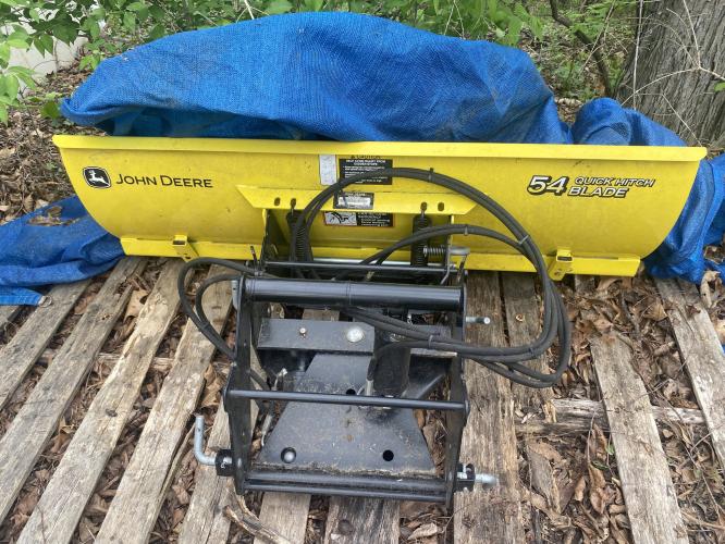 John Deere X754