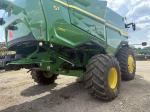John Deere S7 900