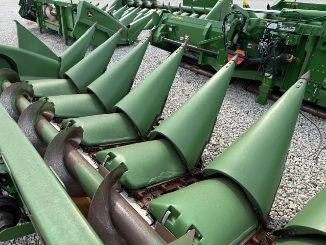 John Deere 612C