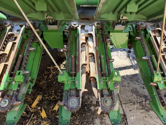 John Deere 608C