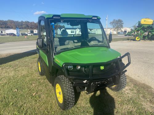 2022 John Deere 835R