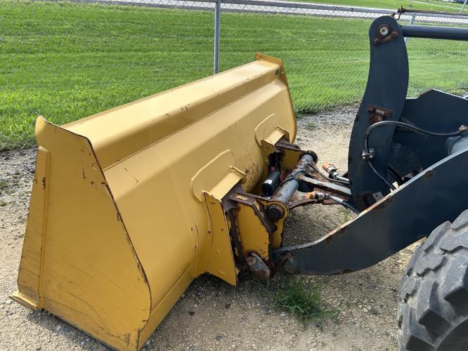 John Deere 304L