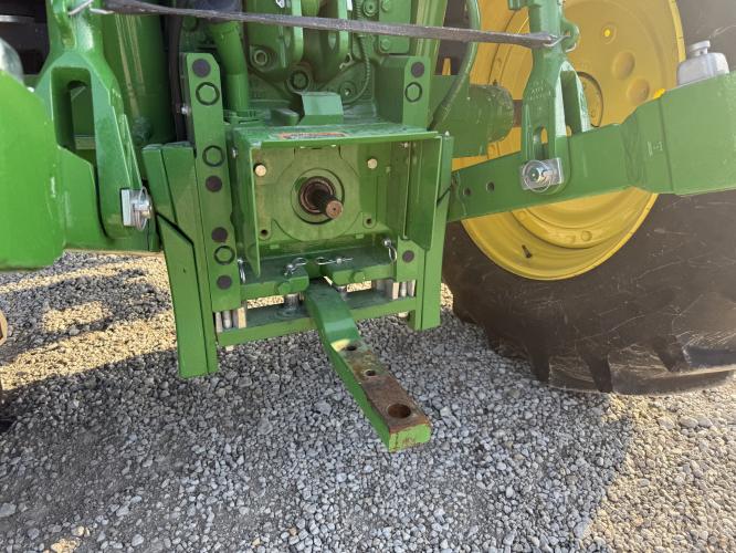 John Deere 6R 120