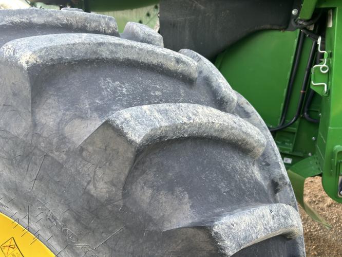 John Deere S780