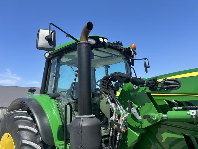 John Deere 6145M