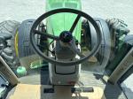 John Deere 8235R