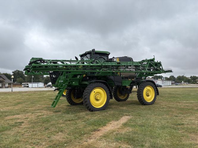 John Deere 412R