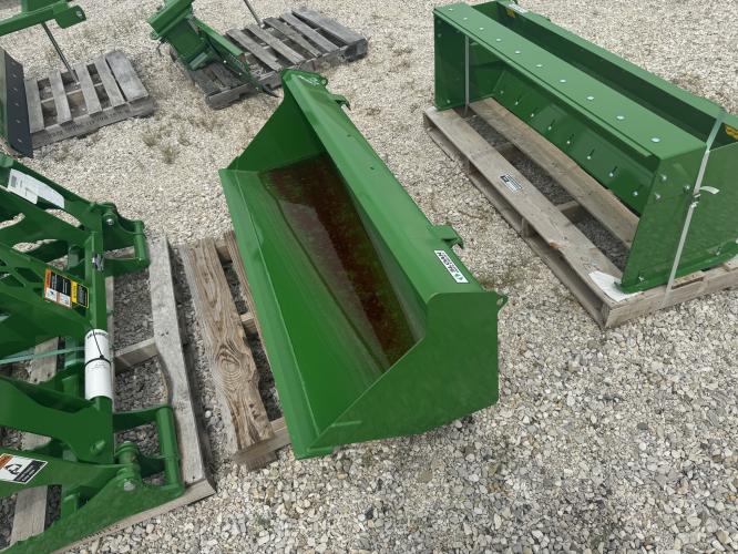 John Deere 61" Material Bucket
