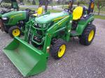 John Deere 2032R