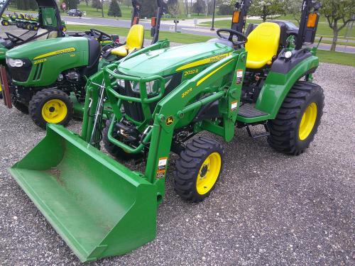 2020 John Deere 2032R