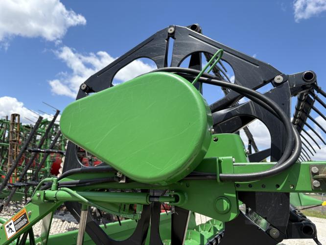 John Deere 930F