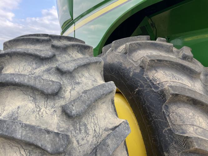 John Deere S680