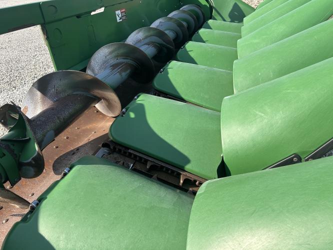 John Deere 712C