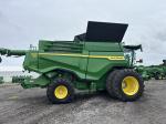 John Deere X9 1000