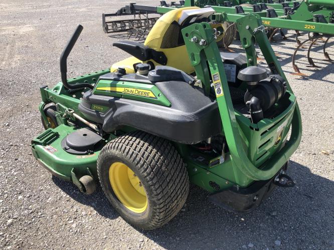 John Deere Z925M