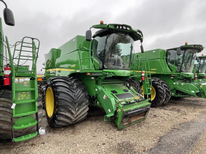 John Deere S780