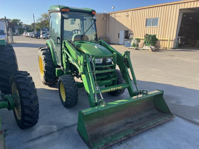 John Deere 4052R