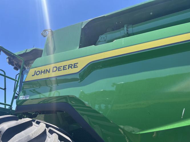 John Deere S7 900