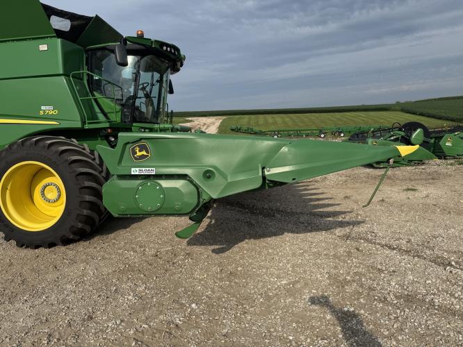 John Deere C12F