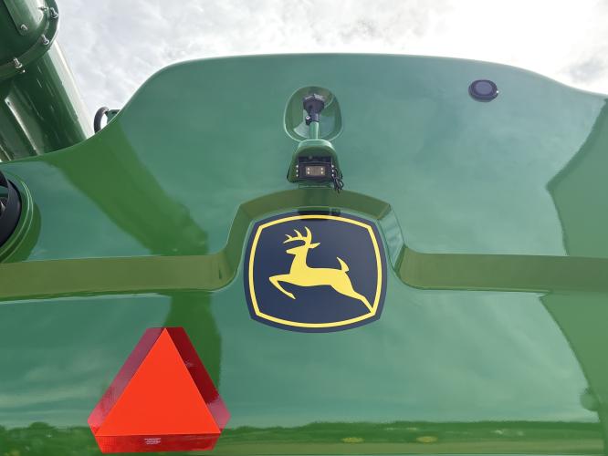 John Deere S780