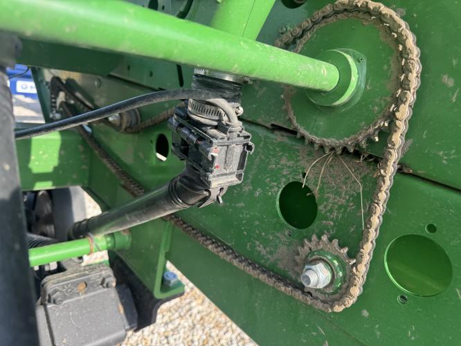 John Deere 1590