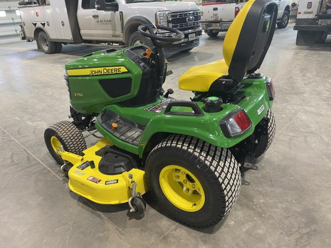 John Deere X750