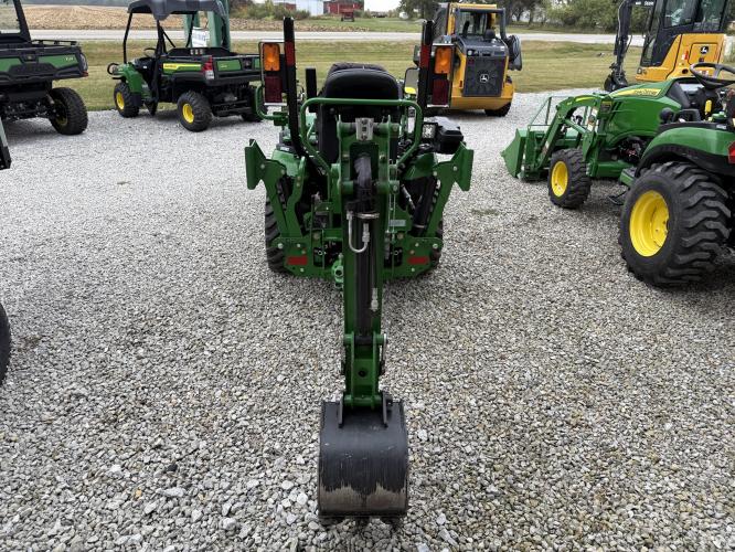 John Deere 1025R