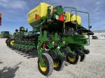John Deere 1775NT
