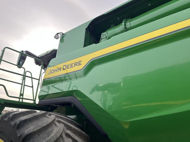 John Deere S7 800