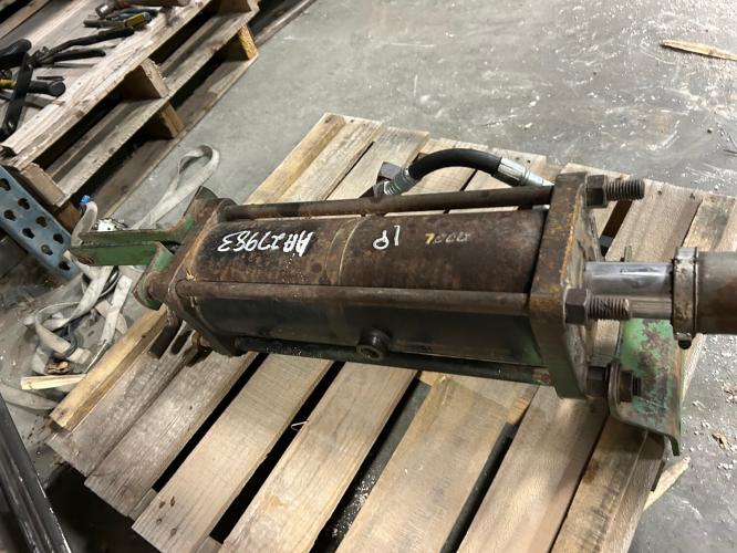 John Deere AA27983 MASTER CYLINDER 7000 8/12R