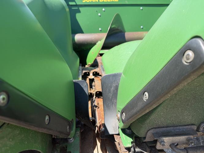 John Deere C8R